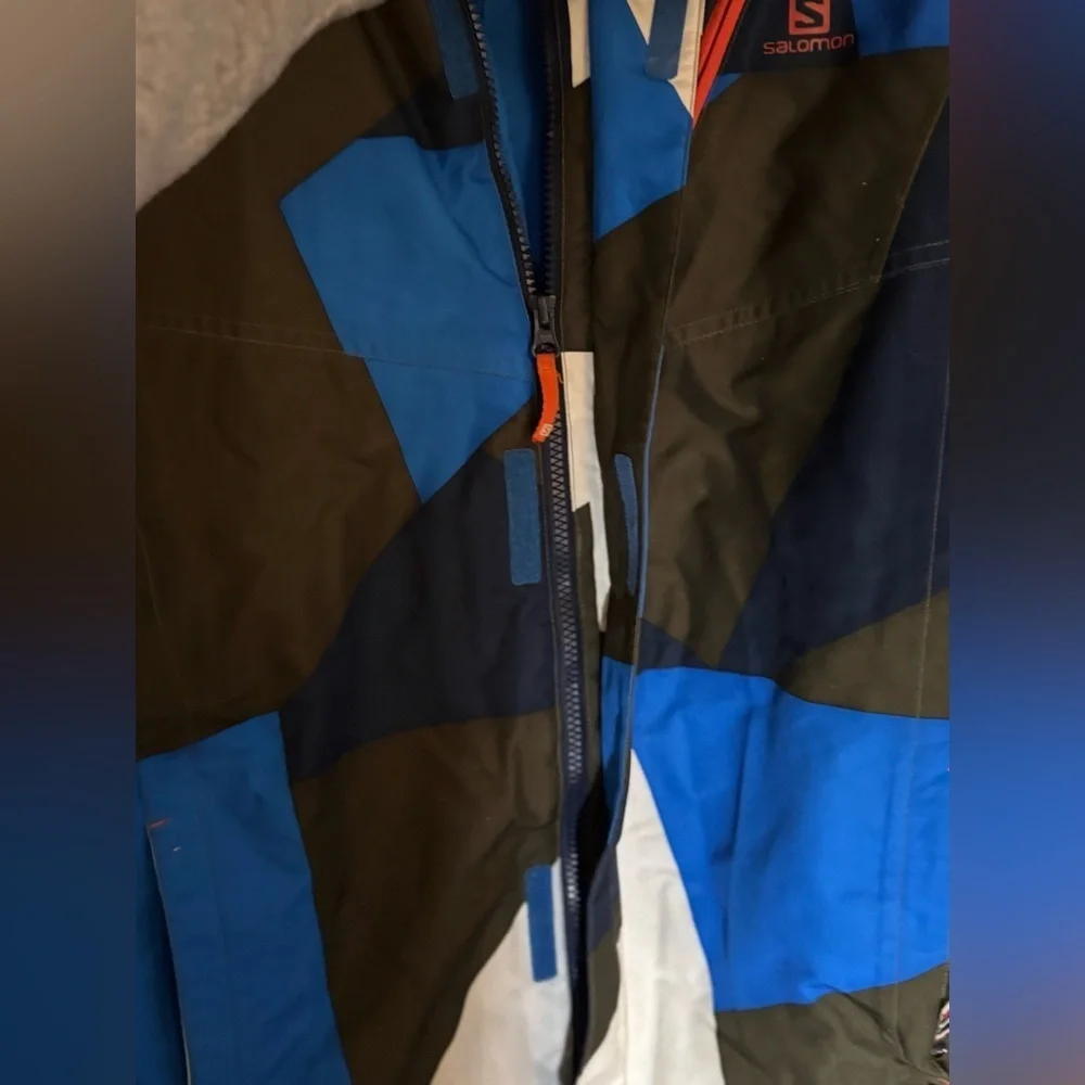 🧥 Salomon Junior Ski/Snowboard Jacket - Blue/Green Geometric Print - Size 14Y